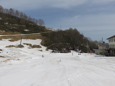 22 関温泉スキー場